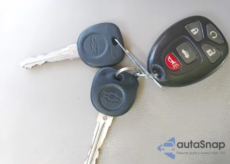 2013 Chevrolet Impala Lt z USA, uszkodzony, nr VIN 2G1WG5E37D1256404